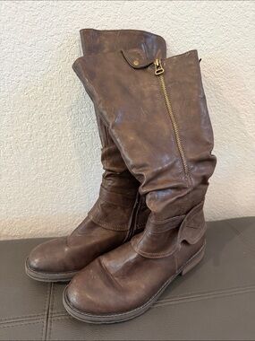 Women's Brown Leather Mid-Calf Zip Heeled Boots